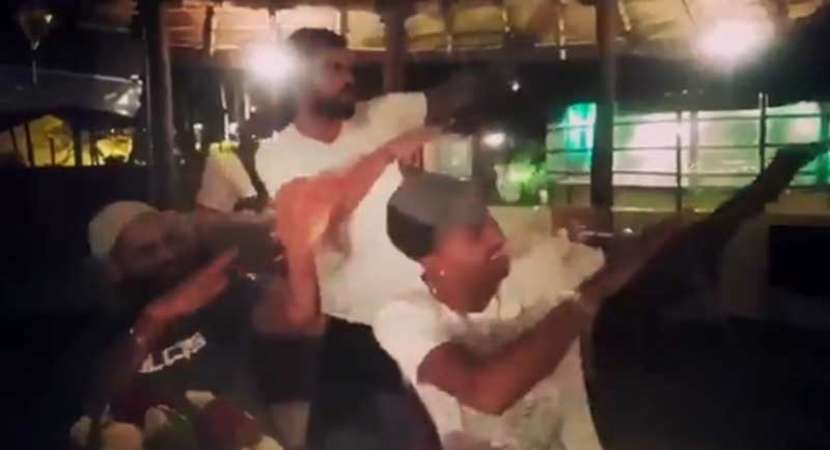 Video: Virat Kohli syncs dance moves with Dhawan, Pandya Video: Virat Kohli syncs dance moves with Dhawan, Pandya