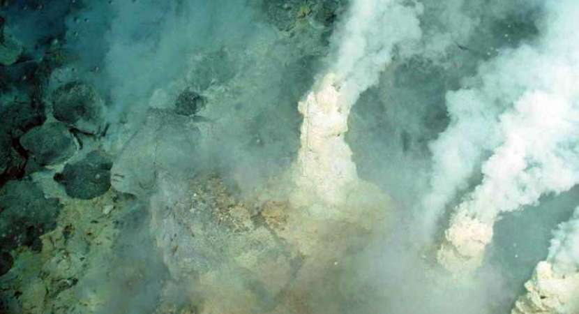 Origin of life on Earth linked with hair bleach compond Origin of life on Earth linked with hair bleach compond