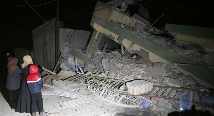 Iran, Iraq earthquake: Death toll rises to 341, thousands homeless Iran, Iraq earthquake: Death toll rises to 341, thousands homeless