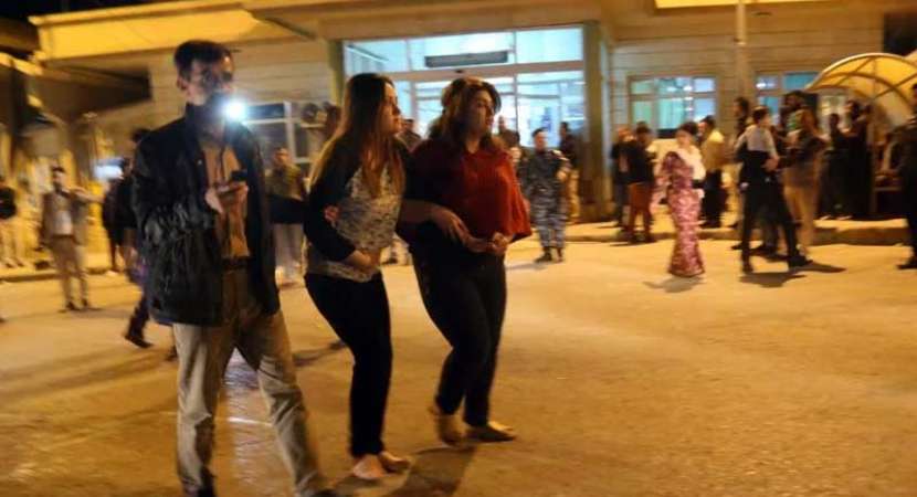 At least 90 killed, over thousands injured as strong earhquake hits Iraq-Iran border At least 90 killed, over thousands injured as strong earhquake hits Iraq-Iran border