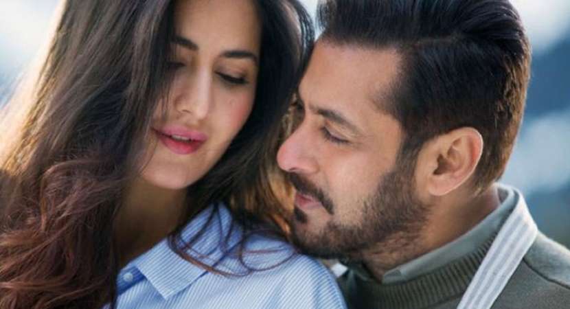 AWW! Salman Khan calms down teary eyed Katrina Kaif AWW! Salman Khan calms down teary eyed Katrina Kaif