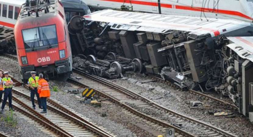 47 people injured in German train collision 47 people injured in German train collision