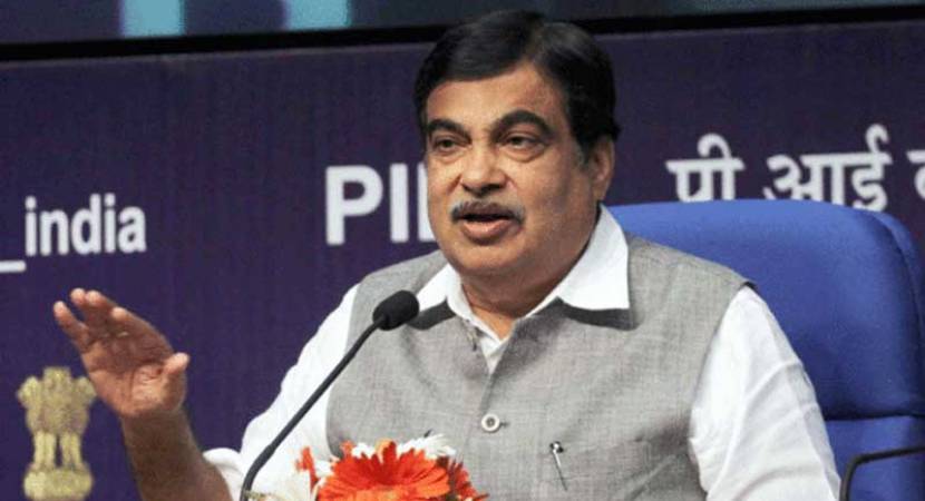 Gadkari 'attacks' Indian Navy for obstructing Mumbai development Gadkari 'attacks' Indian Navy for obstructing Mumbai development