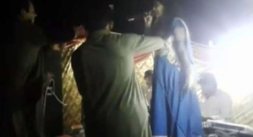 Pregnant Pakistani singer shot dead Pregnant Pakistani singer shot dead