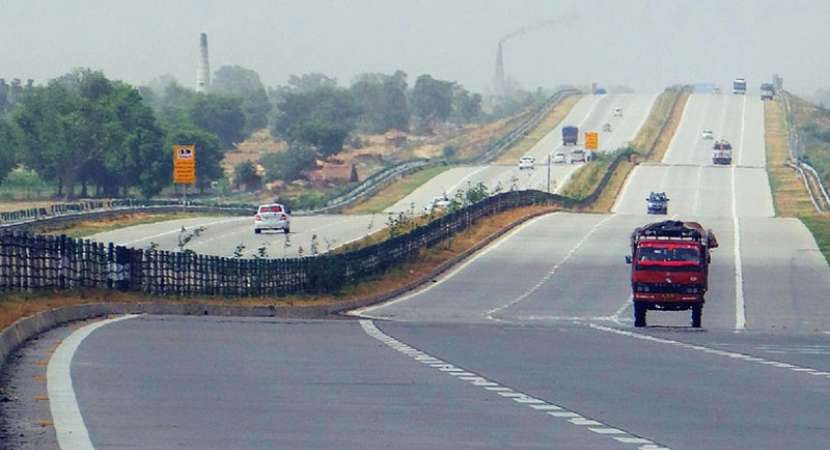 Delhi-Mumbai Expressway to cut driving time by 7 hours: Nitin Gadkari Delhi-Mumbai Expressway to cut driving time by 7 hours: Nitin Gadkari