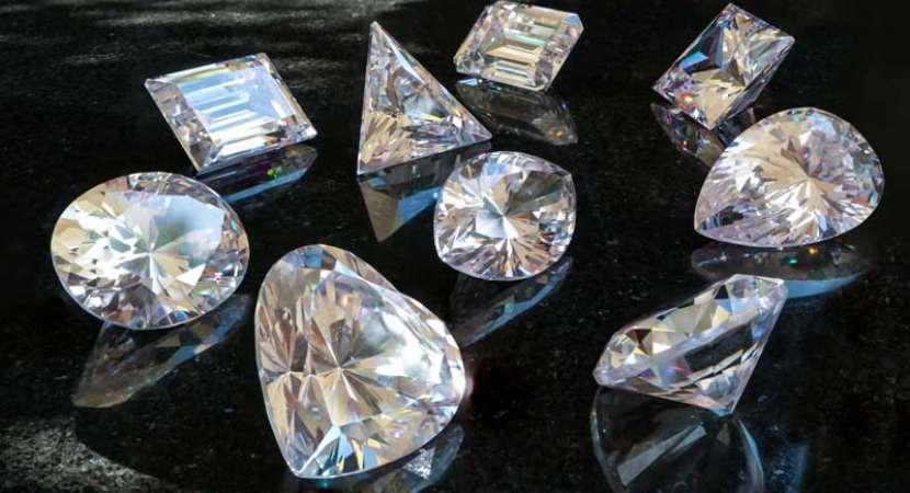 Bending and stretching a diamond is possible, find scientists Bending and stretching a diamond is possible, find scientists