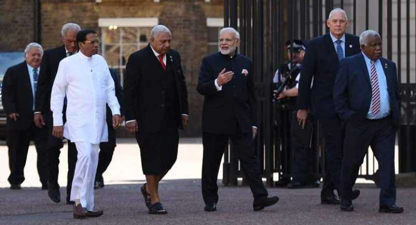 Modi meets leaders of Commonwealth nations on sidelines of CHOGM Modi meets leaders of Commonwealth nations on sidelines of CHOGM