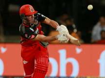 De Villiers gives RCB 6-wicket win over Delhi