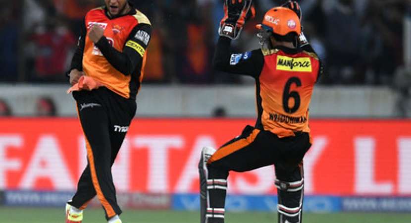 IPL 2018: Rashid, Shakib star as Sunrisers Hyderabad beat Kings XI Punjab by 13 runs IPL 2018: Rashid, Shakib star as Sunrisers Hyderabad beat Kings XI Punjab by 13 runs