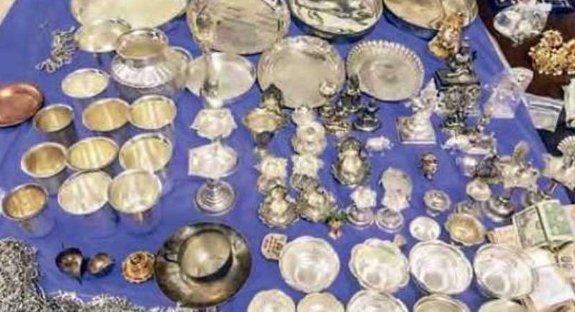 Andhra Pradesh RTA Peon, owner of Rs 100 crore properties, arrested Andhra Pradesh RTA Peon, owner of Rs 100 crore properties, arrested