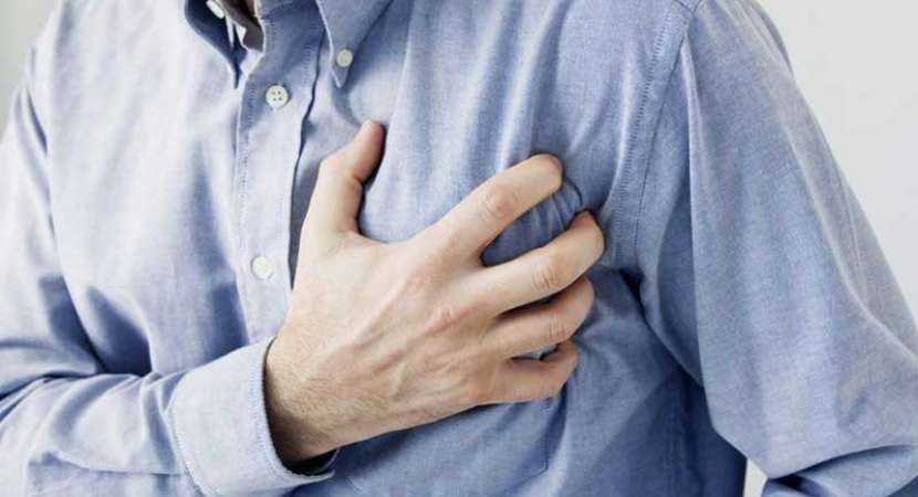 Father dies of heart attack as son writes medical exam Father dies of heart attack as son writes medical exam
