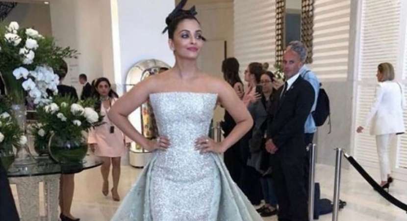 In Pics: Aishwarya Rai Bachchan grabs eyeballs in powder blue gown at Cannes In Pics: Aishwarya Rai Bachchan grabs eyeballs in powder blue gown at Cannes