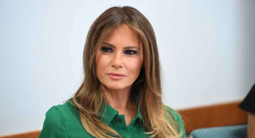Melania Trump undergoes 'successful' kidney surgery at Walter Reed Medical Centre Melania Trump undergoes 'successful' kidney surgery at Walter Reed Medical Centre