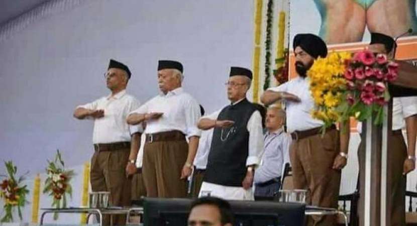 Morphed photo of former President Dr. Pranab Mukherjee standing in a prayer position with a folded hand during recitation of Sangha prarthana (prayer) at yesterday’s RSS function at Nagpur Morphed photo of former President Dr. Pranab Mukherjee standing in a prayer position with a folded hand during recitation of Sangha prarthana (prayer) at yesterday’s RSS function at Nagpur