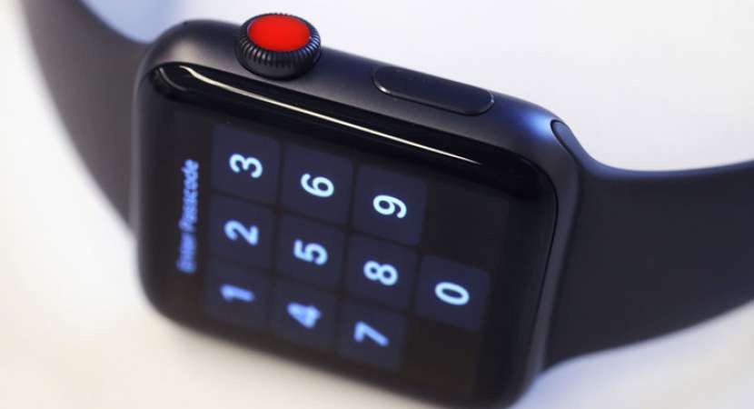 Apple Watch may get solid side touch-sensitive buttons Apple Watch may get solid side touch-sensitive buttons