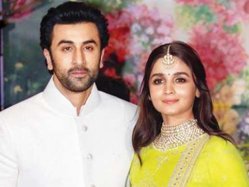As per the news on an entertainment portal, Ranbir and Alia might tie wedding knot in 2020.