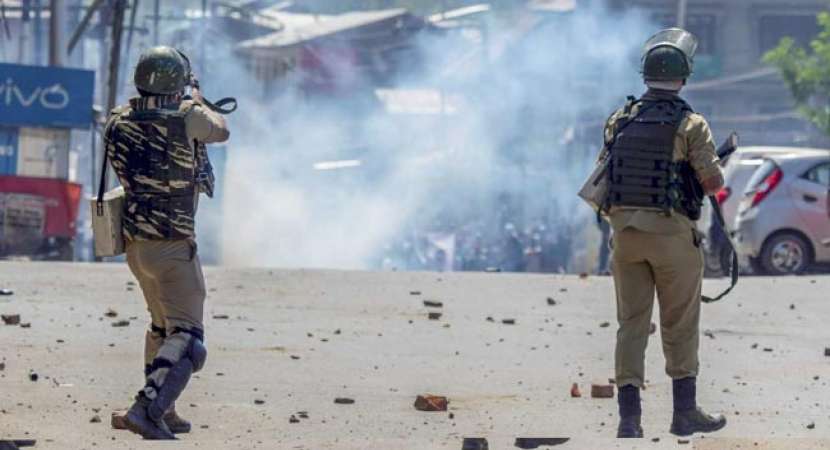 Security forces fired at stone-throwing protesters (representational image) Security forces fired at stone-throwing protesters (representational image)