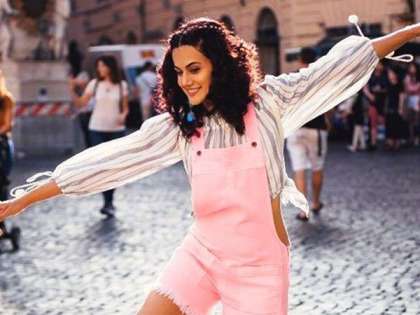 Taapsee Pannu debuts as choreographer for 'Mulk' Taapsee Pannu debuts as choreographer for 'Mulk'