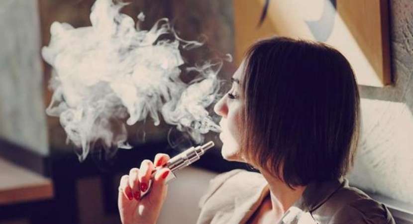 E-cigarette can increase your risk of cardiovascular disease as much as cigarettes do E-cigarette can increase your risk of cardiovascular disease as much as cigarettes do