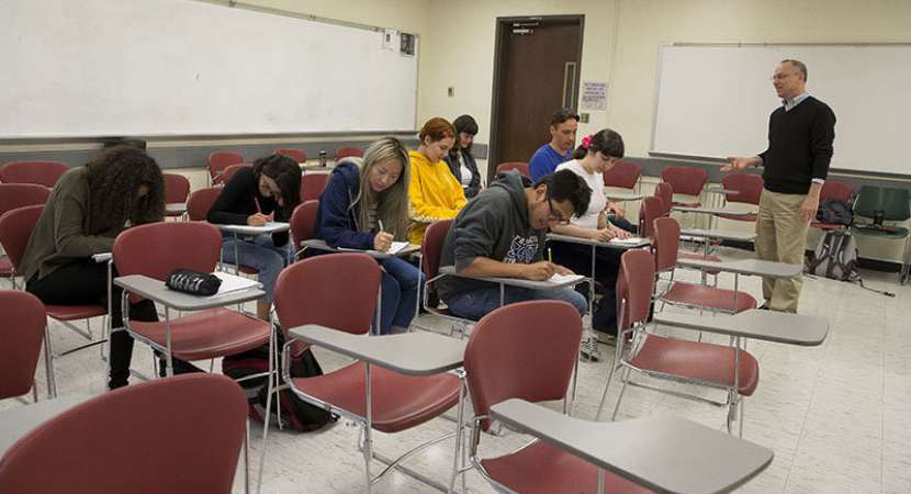 Do better in math test by improving your posture Do better in math test by improving your posture