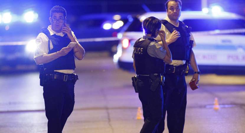 44 people shot within 14 hrs in Chicago 44 people shot within 14 hrs in Chicago