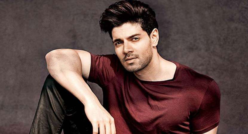 Sooraj Pancholi wraps up 'Time To Dance' Sooraj Pancholi wraps up 'Time To Dance'