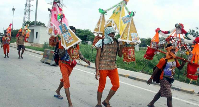 Check all kanwarias, take away their tridents, sticks, baseball bats and hockey sticks: Order Check all kanwarias, take away their tridents, sticks, baseball bats and hockey sticks: Order
