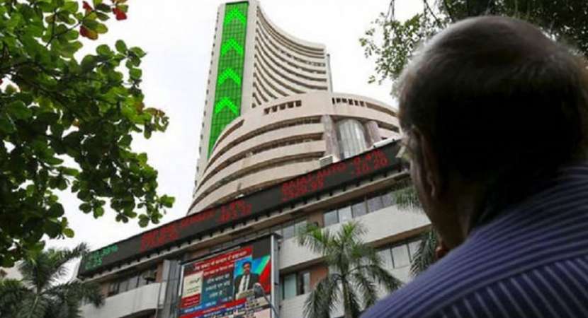 Sensex mounts 38k points, Nifty at record high Sensex mounts 38k points, Nifty at record high