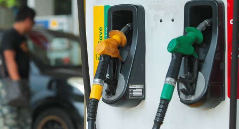 Fuel price hike: Petrol hits record high of Rs 80.50 in Delhi Fuel price hike: Petrol hits record high of Rs 80.50 in Delhi