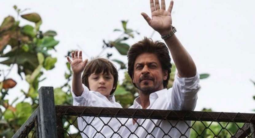 Shah Rukh Khan with son AbRam Shah Rukh Khan with son AbRam