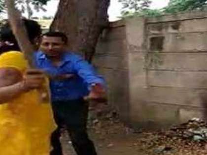 Woman thrashes bank manager for alleged sex abuse in Karnataka Woman thrashes bank manager for alleged sex abuse in Karnataka