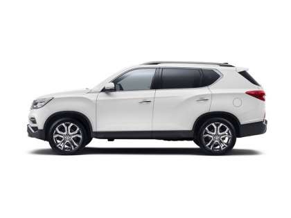 Mahindra Alturas SUV will take on the Toyota Fortuner Mahindra Alturas SUV will take on the Toyota Fortuner