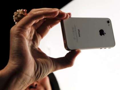 Apple likely to cut iPhone prices to boost falling sales Apple likely to cut iPhone prices to boost falling sales
