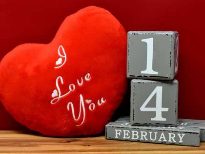 Valentines Day 2019: WhatsApp and Facebook Status,Quotes, Messages for your partners Valentines Day 2019: WhatsApp and Facebook Status,Quotes, Messages for your partners